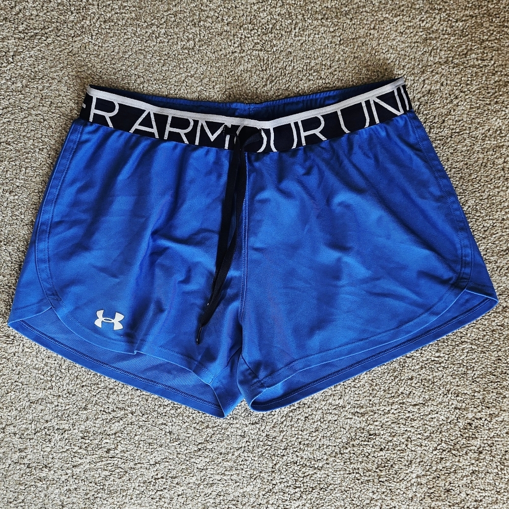 Under Armour Women's Blue Athletic Shorts MEDIUM